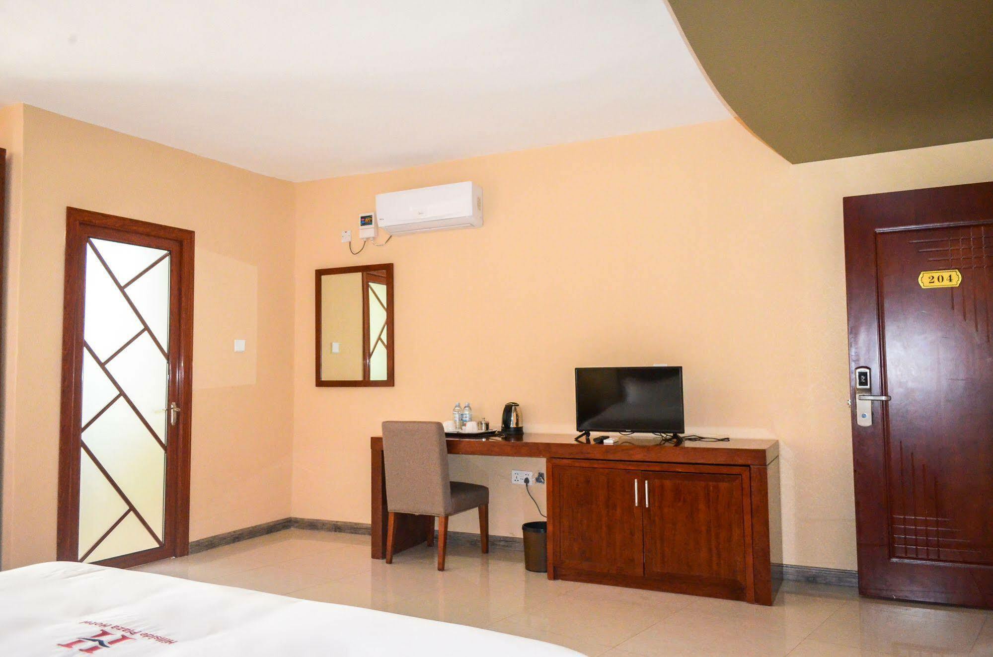 Hillside Plaza Hotel Kampala Zewnętrze zdjęcie